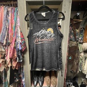 Modish Rebel Wanderlust Tank Size Large
